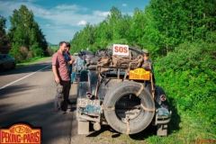 Towing-on-the-road-SOS