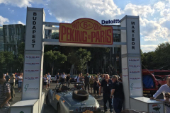 The-Peking-to-Paris-cars-arrive-in-Budapest